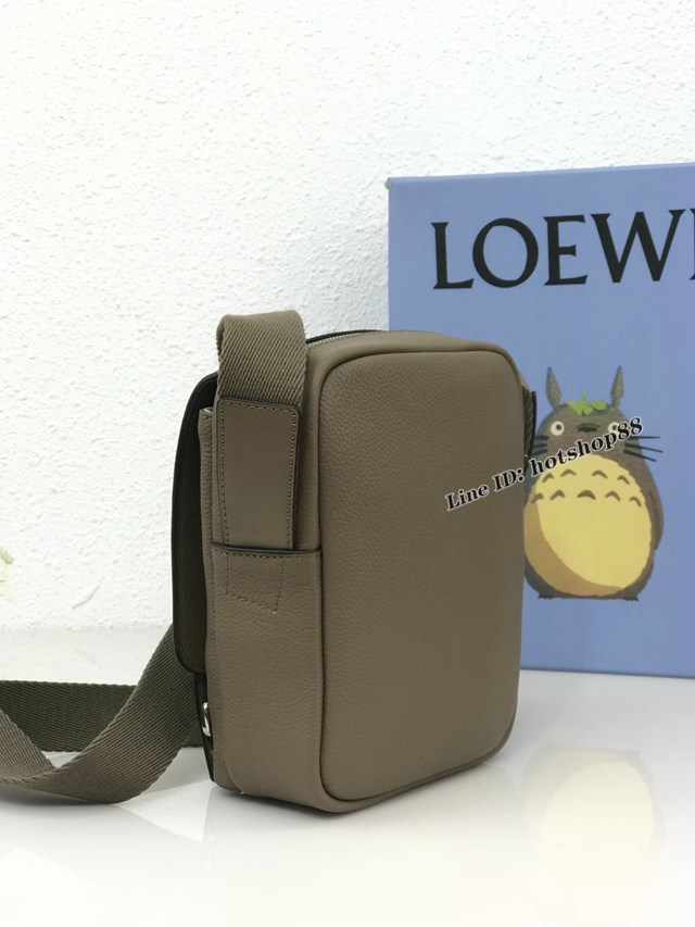 Loewe專櫃新款超小號Military Crossboby男士小斜挎包 羅意威小牛皮手袋手機包 款號11355 lyw1127